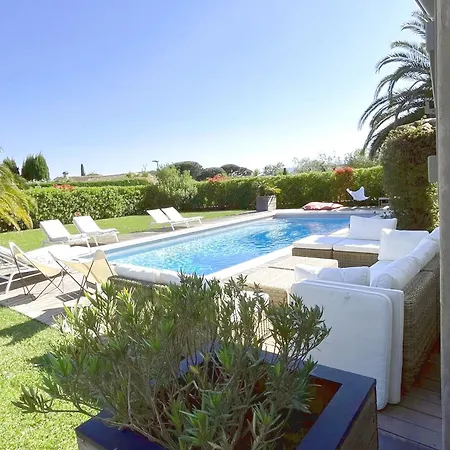 بيت للعطل Nice Holiday Home Grimaud *